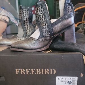 Freebird Women's Metallic Heeled Boots